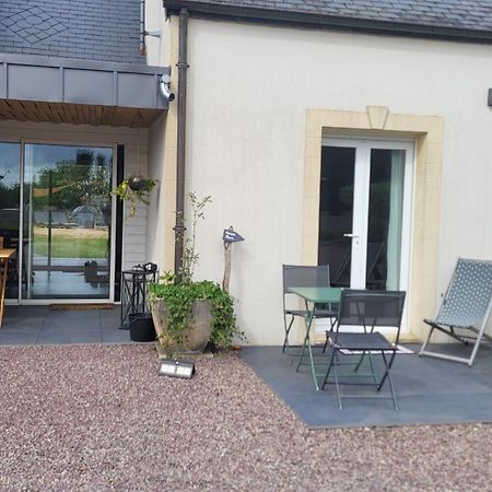 Le Coup De Foudre Bed and Breakfast Le Molay-Littry Exteriör bild