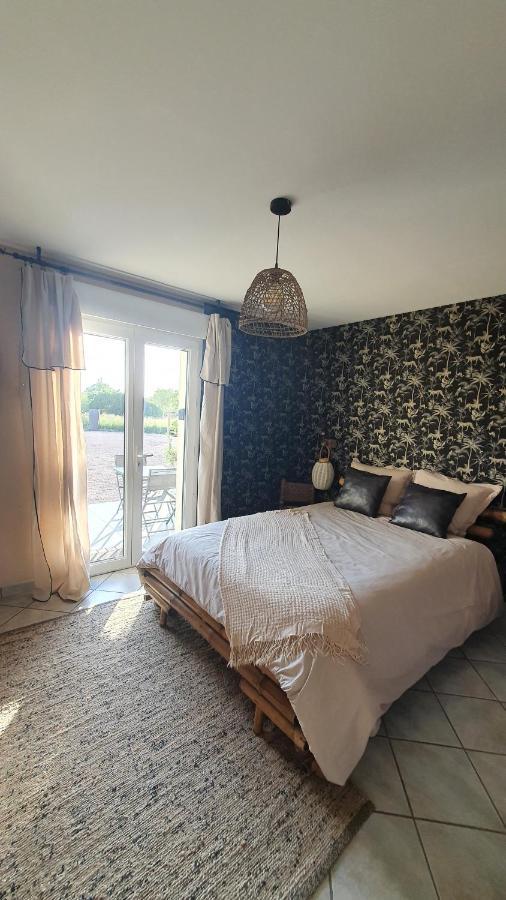Le Coup De Foudre Bed and Breakfast Le Molay-Littry Exteriör bild