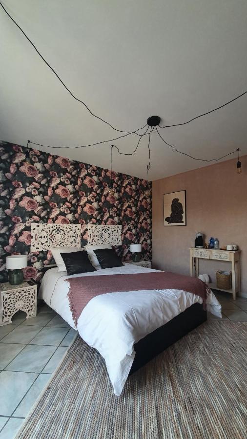 Le Coup De Foudre Bed and Breakfast Le Molay-Littry Exteriör bild