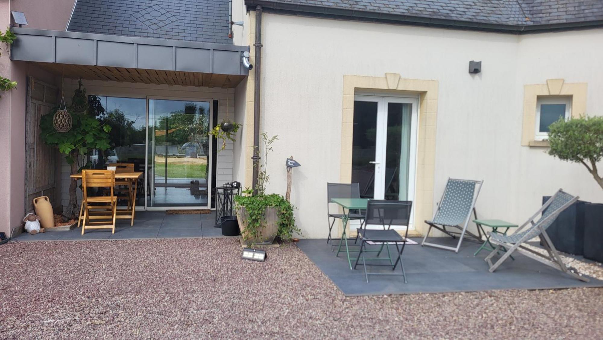 Le Coup De Foudre Bed and Breakfast Le Molay-Littry Exteriör bild